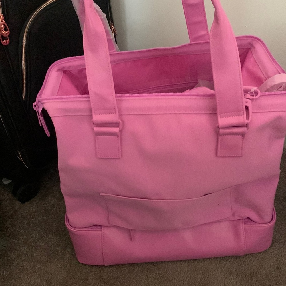 COPY - Beis Mini Weekender in Berry